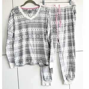 Cuddl Duds 2 piece Pajama Set Loungewear Gray White Fair Aisle Size Tall Medium